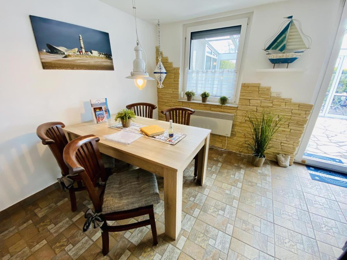 Ferienhaus Anchor รอสต็อค ภายนอก รูปภาพ